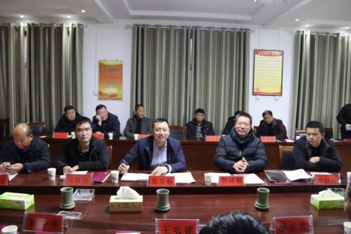 河南省農(nóng)業(yè)科學(xué)院專家組深入農(nóng)發(fā)公司調(diào)研農(nóng)業(yè)產(chǎn)業(yè)發(fā)展